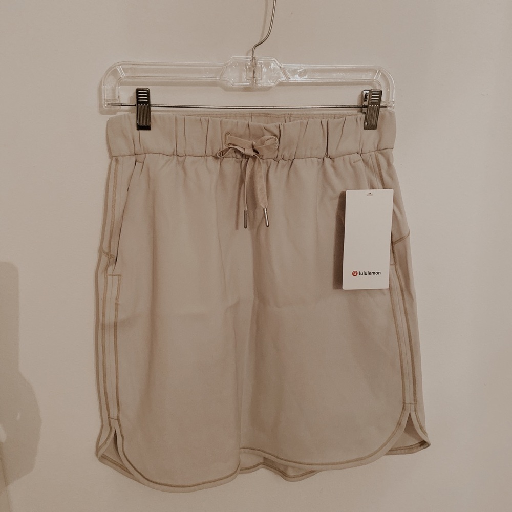 SOLD | Lululemon On The Fly Skirt |